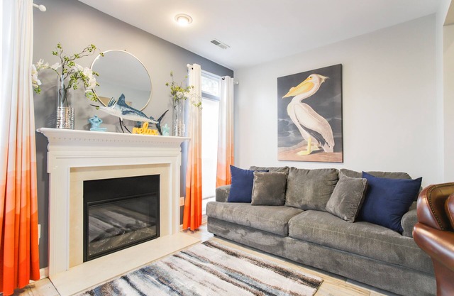 ¡NUEVO! Vibrante casa suburbana - Bethany Beach 3. 5 Mi!