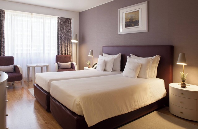 3 Units at Altis Suites For Big Groups, w/ Kitchenettes, Pet-friendly!