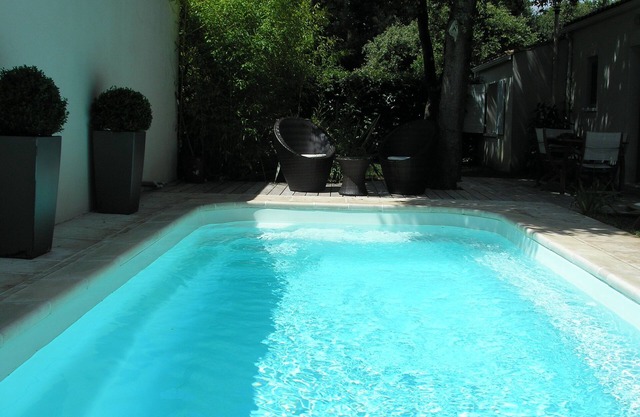 villa con piscina privada, a 800 m de la playa, a 200 m de ciclovías