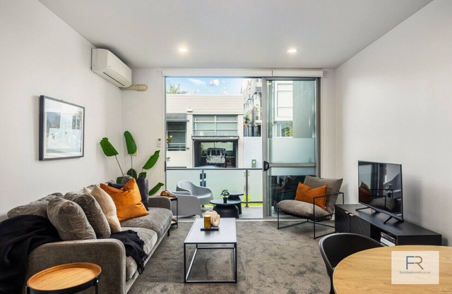 Executive Townhouse Auckland by Furnished Rentals