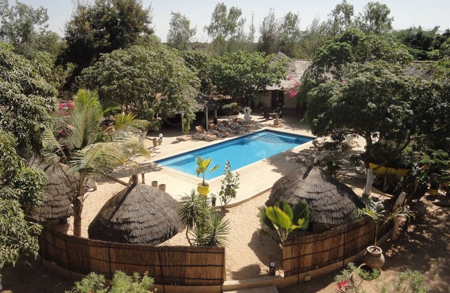 LODGE de 300 m² con piscina y 5 suites en un dominio de 2 hectáreas