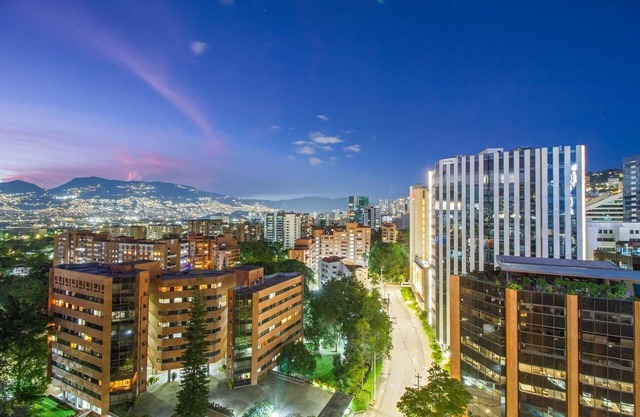 GRAN UBICACIÓN-MILLA DE ORO 2BR