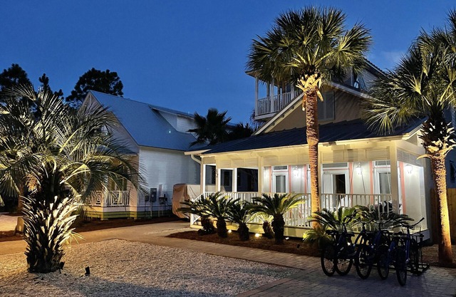 Bahama Breeze 30A Seagrove Beach Alquiler de vacaciones con piscina privada + bicicletas gratis!