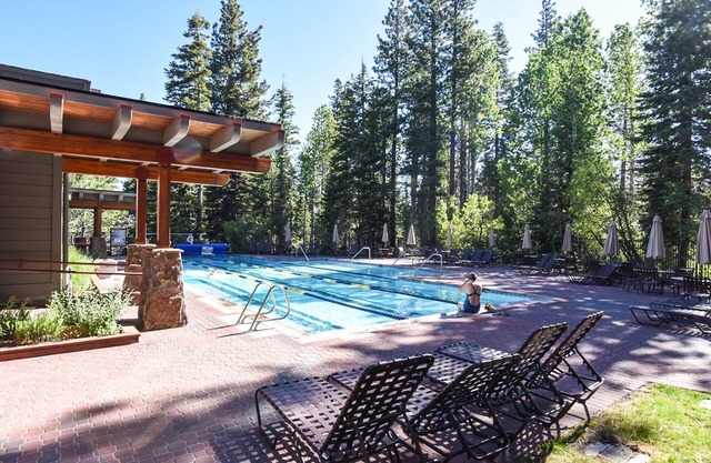 3178 Aspen Grove