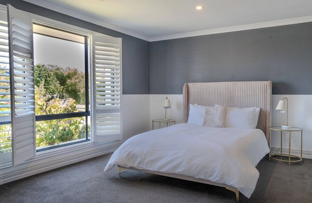 35 Hamptons Luxury Escape Family Home Sleeps9