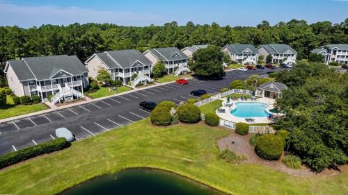 35D True Blue on 10th Hole condo by Peace Vacations