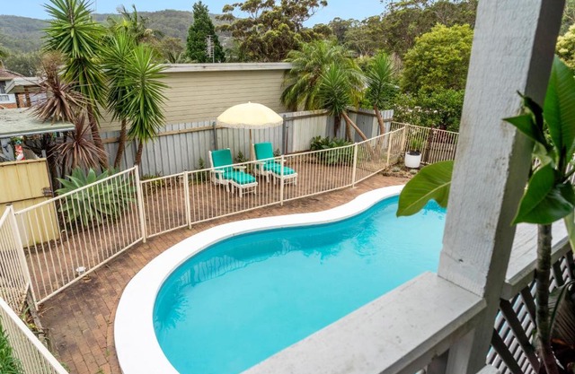 3BDRM Bayside Family Retreat with Pool with Pool & Games Room