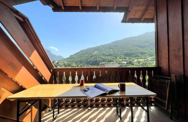 3.o piso, vista panorámica, balcón, parking, tv, 64m², Serre Chevalier