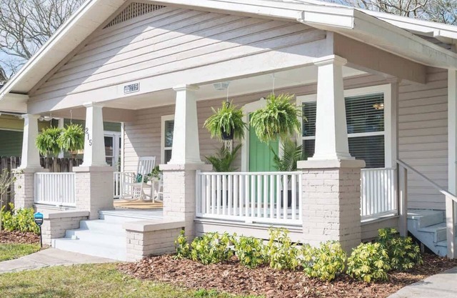 3x Properties - Sleeps 14 & Pet Friendly Estate