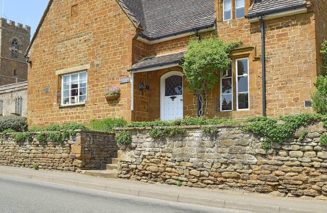 Alojamiento de 4 habitaciones en Swalcliffe, cerca de Banbury.