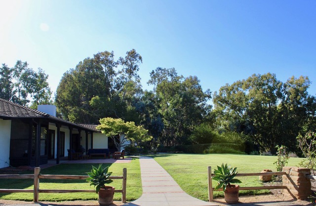 Impresionante casa en el exclusivo Rancho Santa Fe, CA