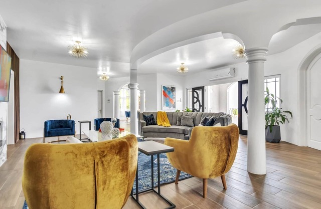 4-Bedroom MOSAIC Luxury Villa