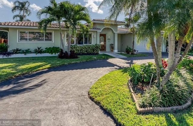4 Bedroom Single family 232412 by Houzlet