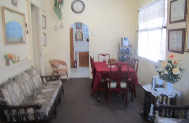 4 / br / 3ba Casa privada totalmente amueblada y equipada. Limpio, cómodo, conveniente
