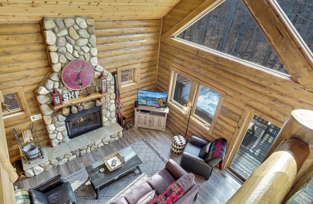 4BR Mountain Cabin - Skiers Paradise, Slope Side, capacidad para 14