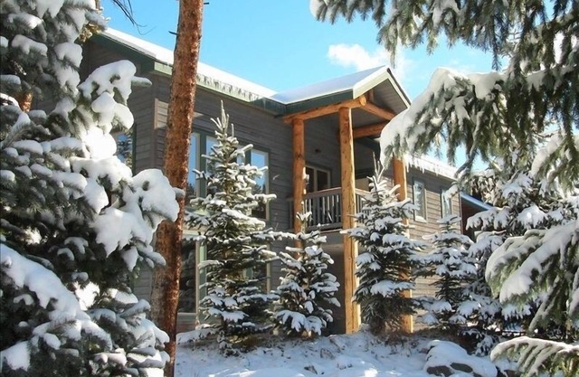 Disponibilidad de vacaciones! Lux Home / Cocina gourmet / Walk 2 Town & Lifts / Nueva bañera de hidromasaje
