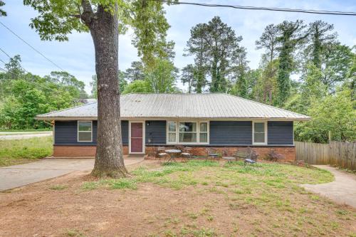 4 Mi to Dtwn Family-Friendly Apt in Atlanta!