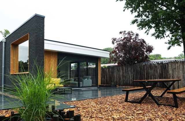 Holiday chalet for 4 people in Baarland