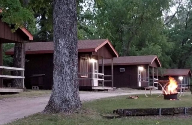 Cabaña de alquiler de 4 habitaciones para una persona en el campamento