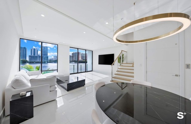 4016 Townhome