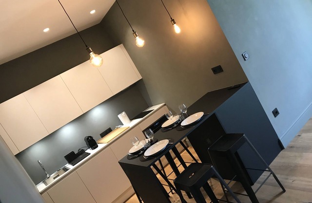 402-Apartamento-Estándar-Habitación con desagüe-Balcón