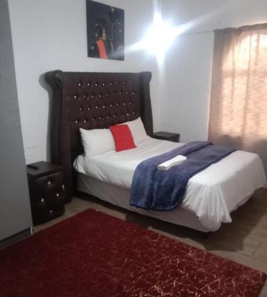 46 on Kowie TBT guest house