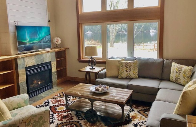 4B - 3 Bedroom Duplex