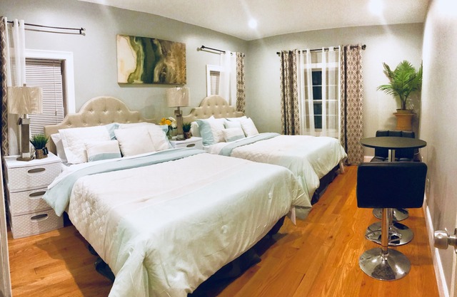 4BR 2BATH WOLLASTON BEACH / 15 min a Boston NIZA, NUEVA Y SEGURA, Y UBICACIÓN MUY BIEN