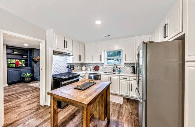 4BRs Cul-de-sac /Privacy/ 5 min to I-575 (527)