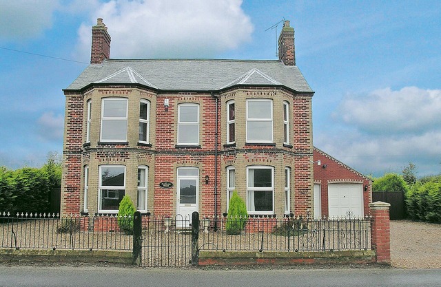 Alojamiento de 5 habitaciones en Happisburgh