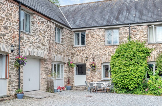Alojamiento de 5 habitaciones en Slapton