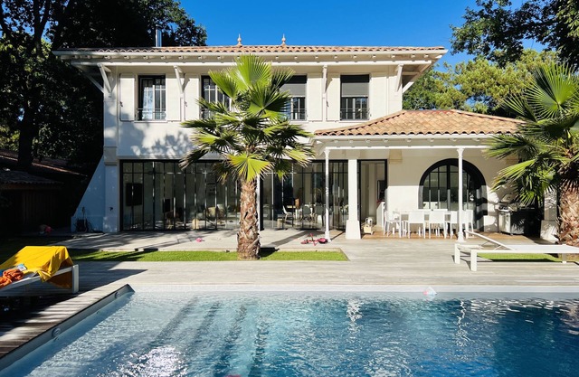 5 Bedroom Private vacation home in La Teste-de-Buch