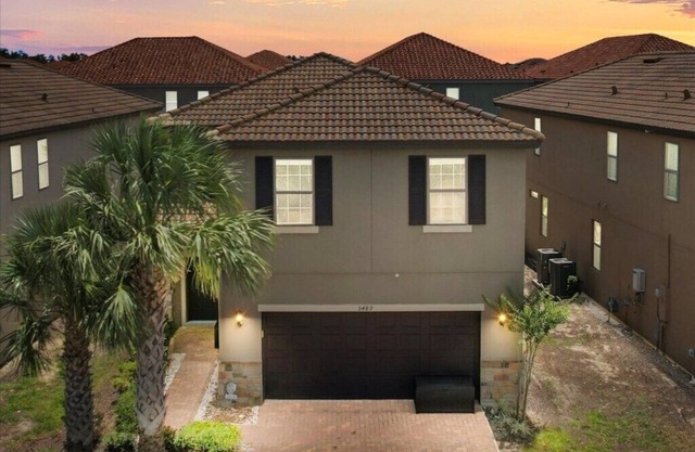 5 Bedrooms / 4 Bathrooms / Solterra (5489MO)