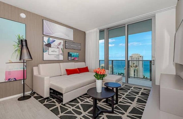 5 BREATHTAKING Front Ocean View: Brand New 2BR