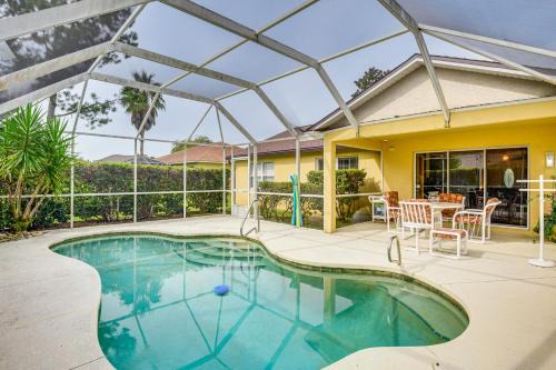 5 Mi to Beaches Family Getaway in Palm Coast!