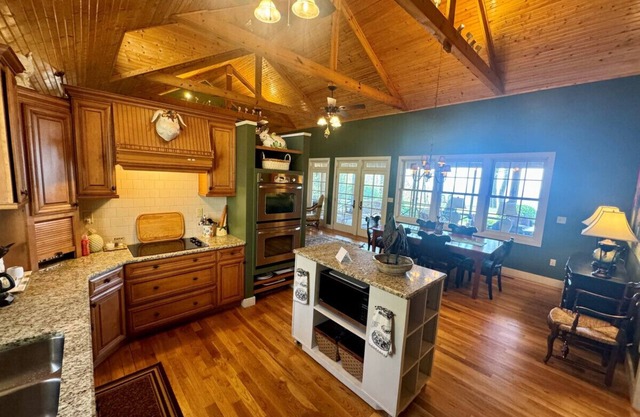 4 Bedrooms with Views on Monteagle Mountain