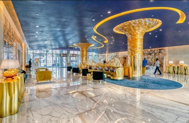 5 star hotel in prive Damac
