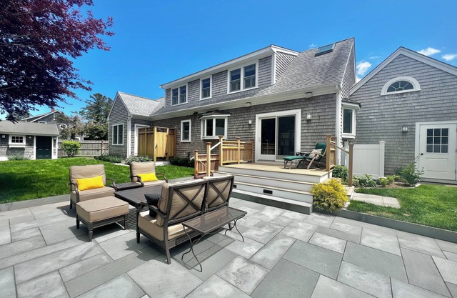 2014 Contemporary Cape - Paseo corto a Edgartown Village - Ofertas especiales fuera de temporada