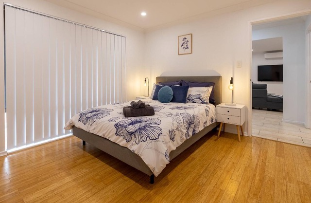 5 Swan Valley Special family property