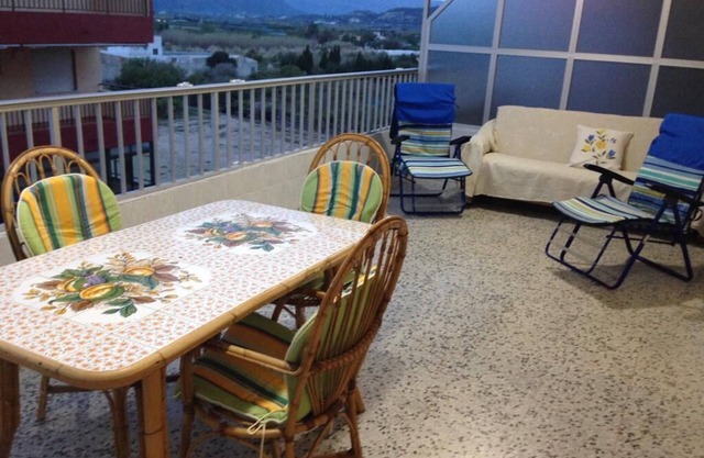 50 m de la playa / apartamento de 2 dormitorios