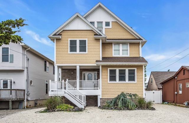 ^ Casa de 6 habitaciones en Seaside Park