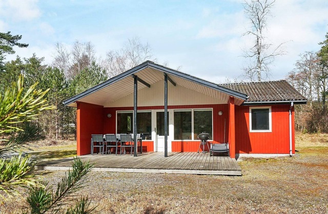 6 personas casa en Aakirkeby