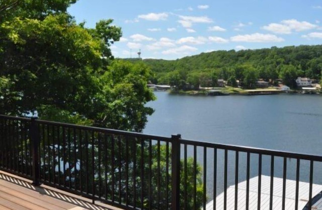 6BR / 5BA LAKEFRONT LUJOSA CASA-altamente deseado Localización-Sleeps 21
