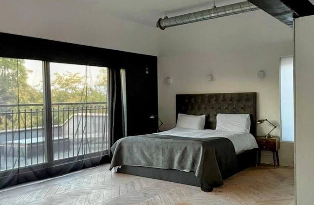 Remarkable 7-Bed House in London