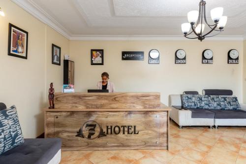 7 Days Motel Near UN Base