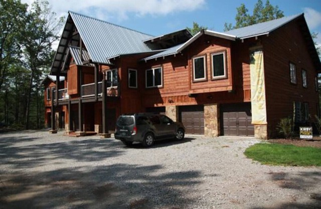 # 723: Trucha Colina Condo at Fall Creek Falls