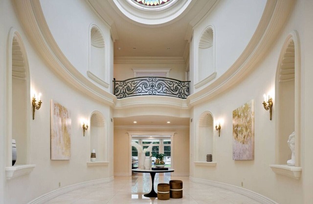 7BD Mediterranean Villa in the Heart of Bel Air