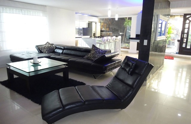 8 BR Lujo 6000 S. F. Mansión W / 2 Bares Jacuzzi / barbacoa y un / C