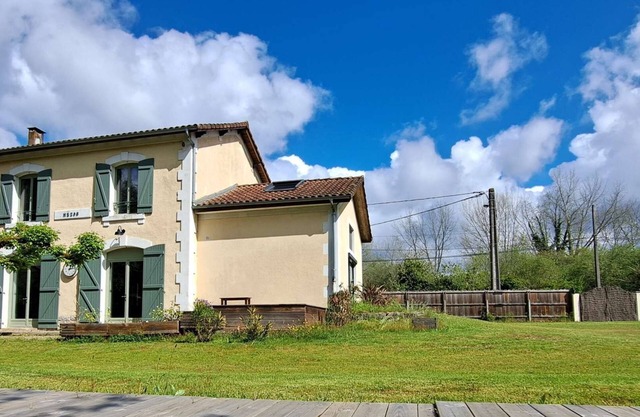 Casa de 8 camas con piscina y equipamiento de calidad