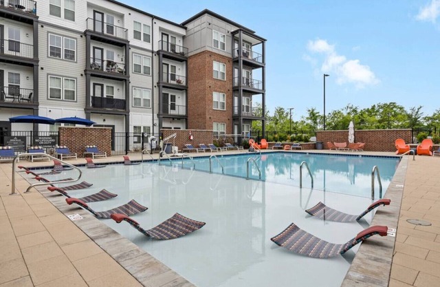 9min to Broadway - Modern 1BR!